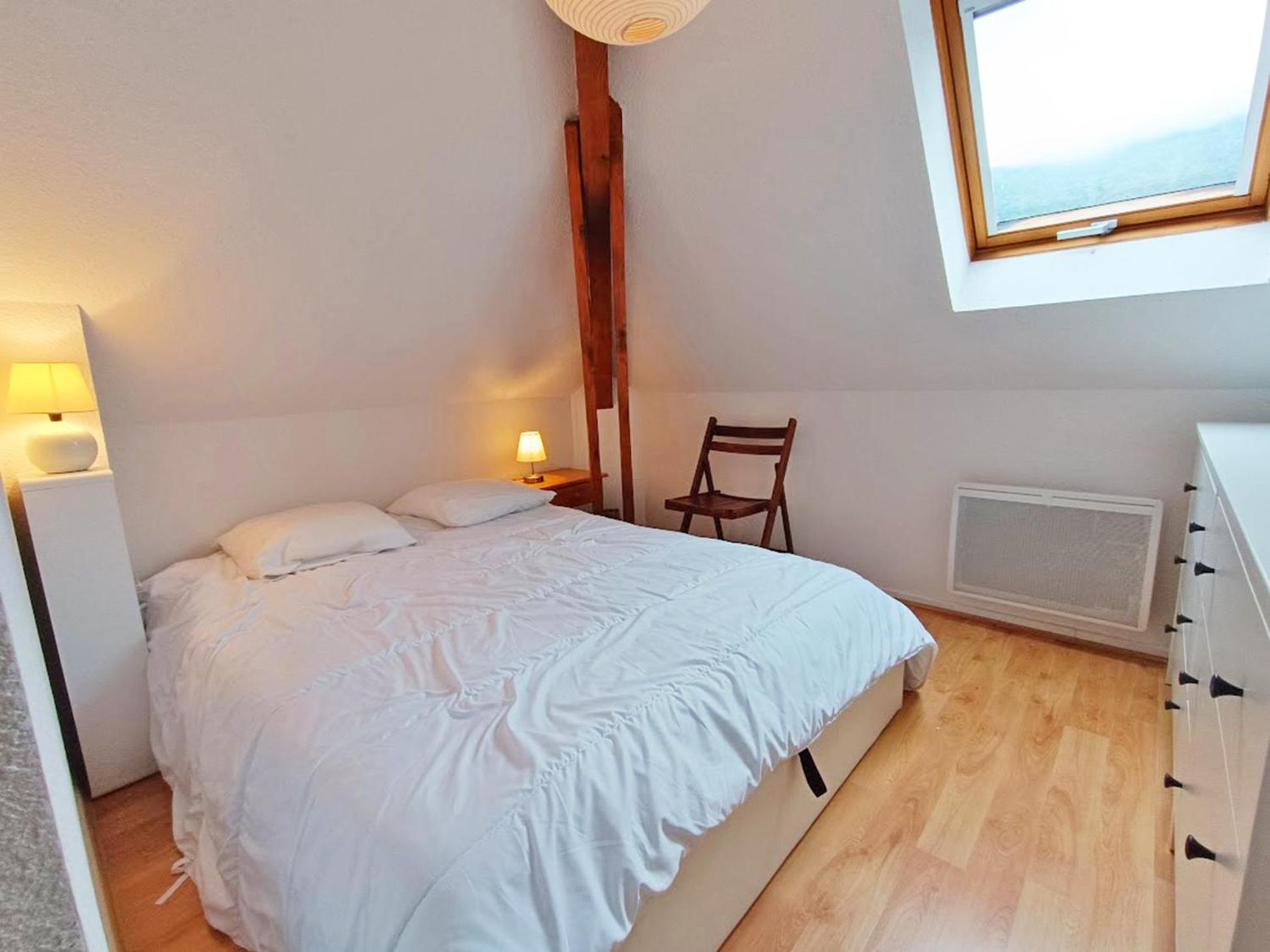 Chez Charlotte, T3 Duplex, Vue Montagne, Parking Gratuit, Ascenseur, 4 Personnes Lägenhet Bagnères-de-Luchon Exteriör bild