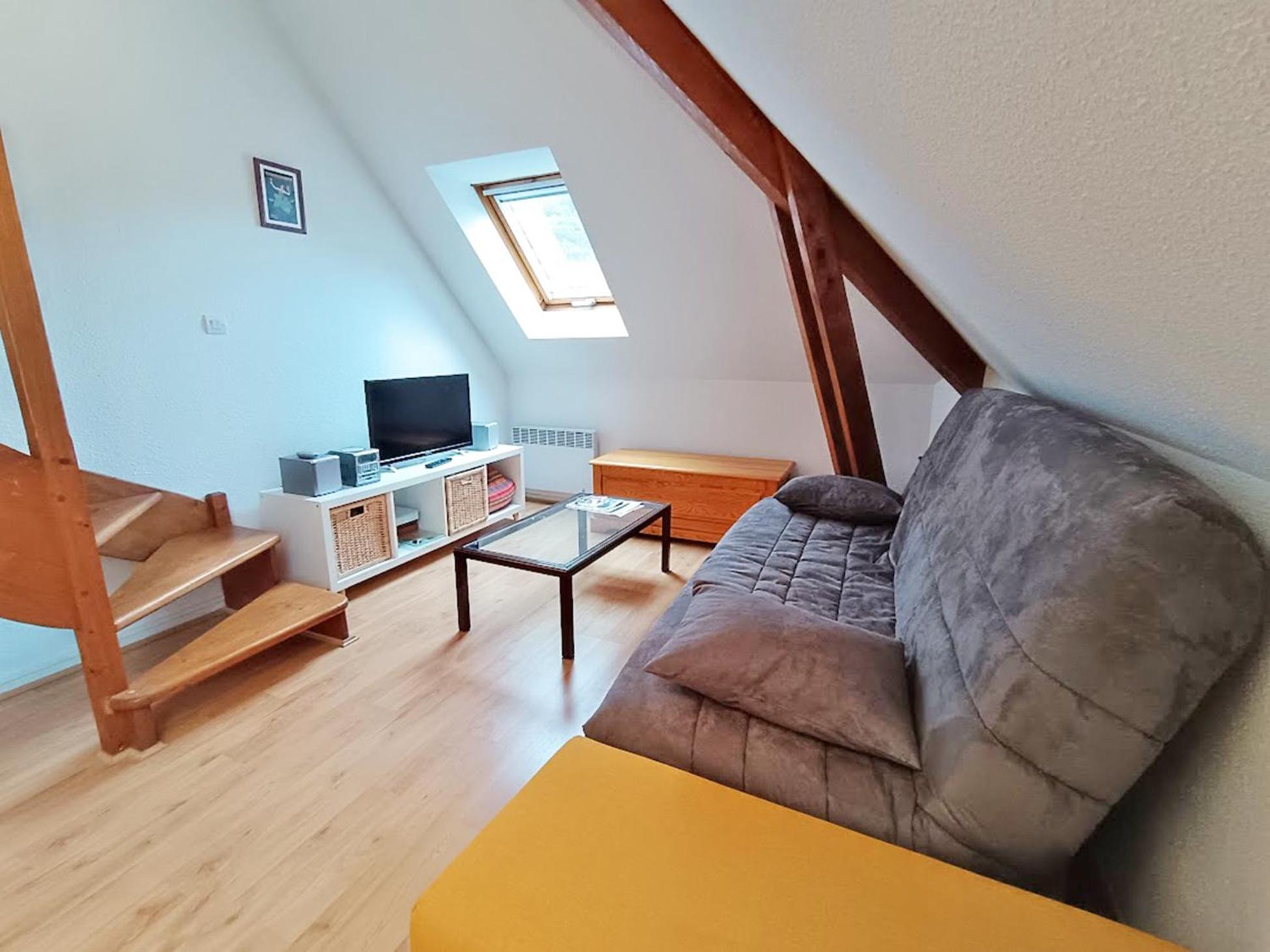 Chez Charlotte, T3 Duplex, Vue Montagne, Parking Gratuit, Ascenseur, 4 Personnes Lägenhet Bagnères-de-Luchon Exteriör bild